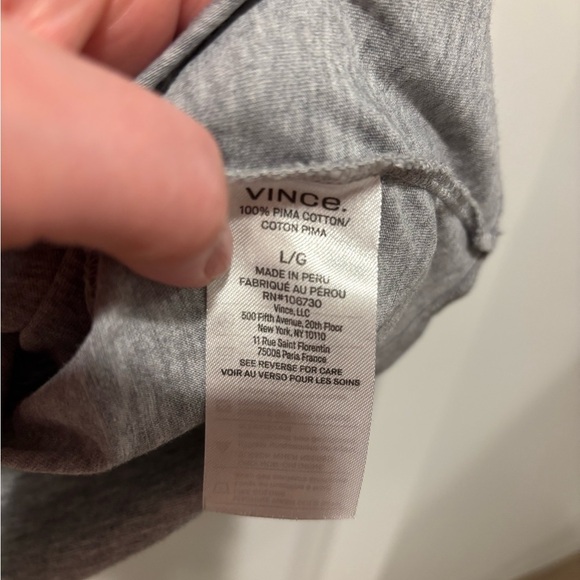 Vince Gray Short Sleeve Tee Casual Crew Neck - Large - Picture 3 of 4